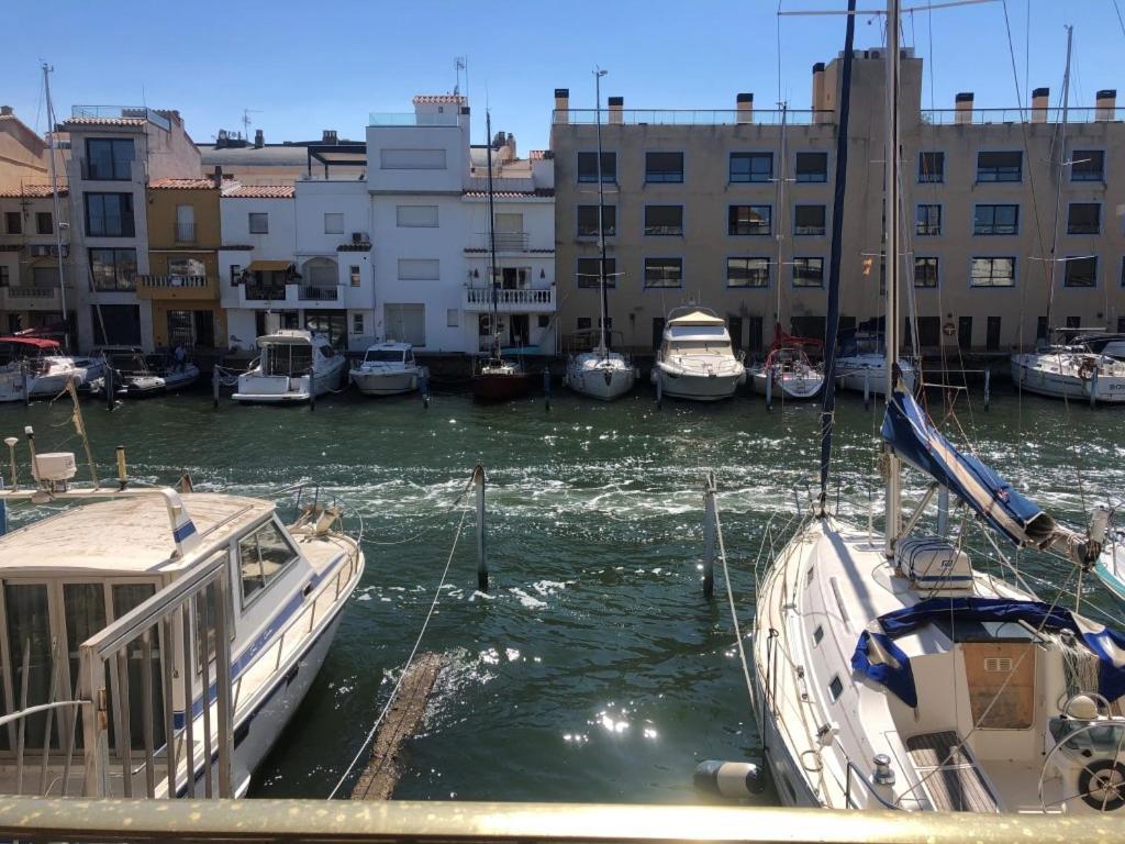 Port Ambar - Apartamento En La Marina De Empuriabrava - Balcon Con Vistas Al Canal - Playa - Wifi Εξωτερικό φωτογραφία
